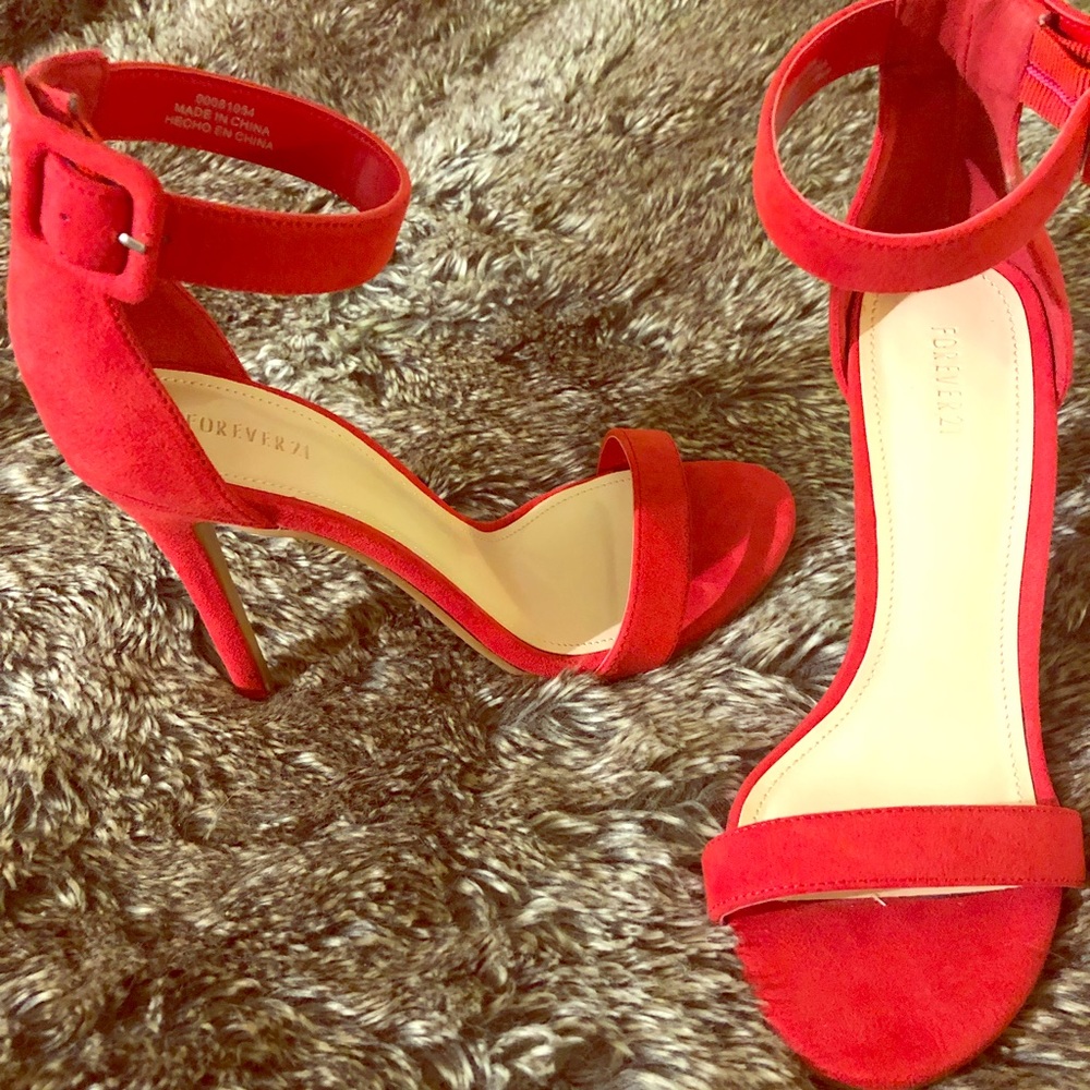 Red heels NEW